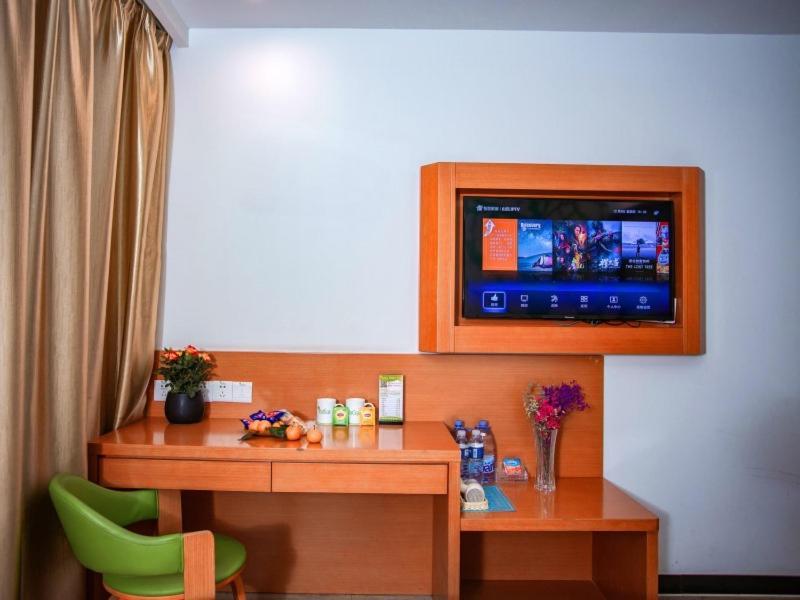 Vatica Shangdong Zaozhuang Tengzhou Railway Station Hotel Dış mekan fotoğraf