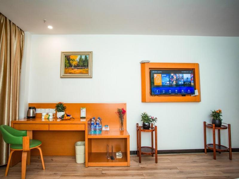 Vatica Shangdong Zaozhuang Tengzhou Railway Station Hotel Dış mekan fotoğraf