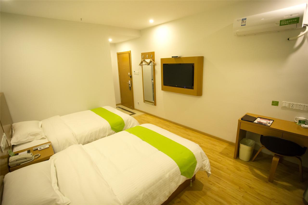 Vatica Shangdong Zaozhuang Tengzhou Railway Station Hotel Dış mekan fotoğraf